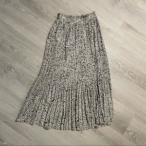 Midi small animal print pleated skirt